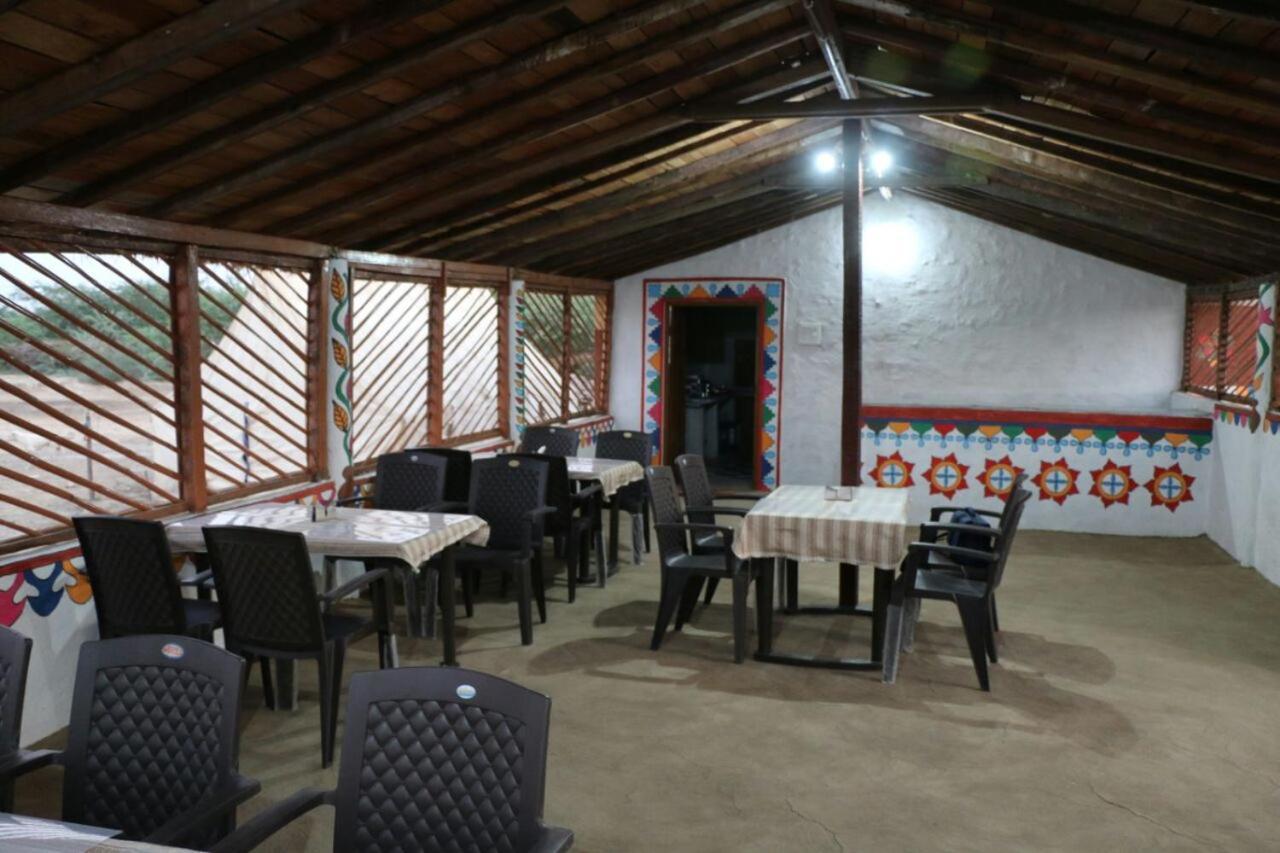 Banni Village Resort - Rann Of Kutch Bherandiala ภายนอก รูปภาพ