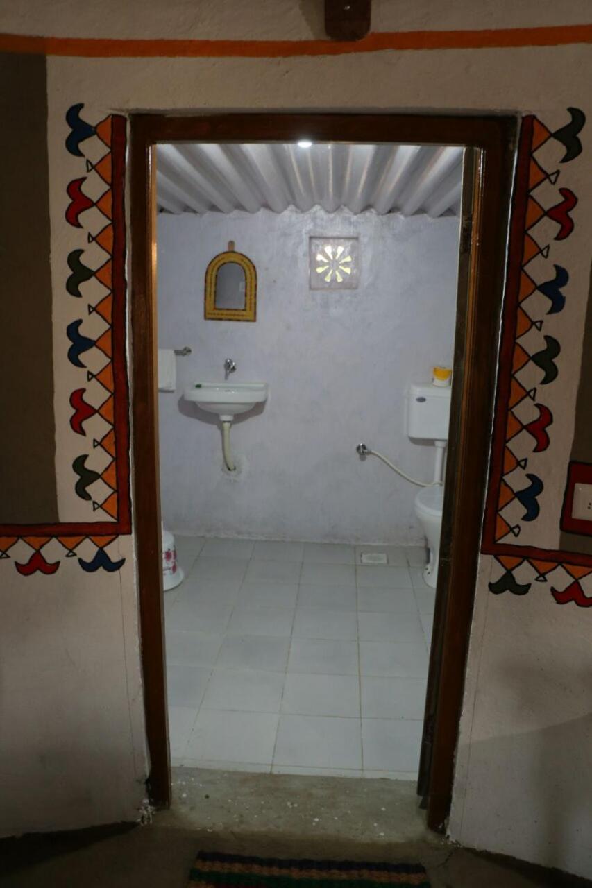 Banni Village Resort - Rann Of Kutch Bherandiala ภายนอก รูปภาพ